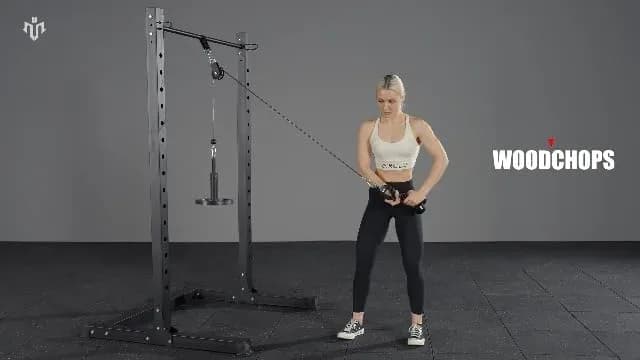 How to use the lat pulley system on a rack